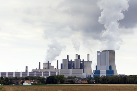 Das Braunkohle-Kraftwerk Niederaußem