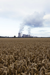 Das Braunkohle-Kraftwerk Niederaußem