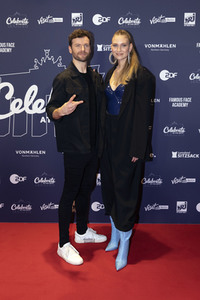 Silvestershow 'Celebrate at the Gate - Willkommen 2022' in Berlin