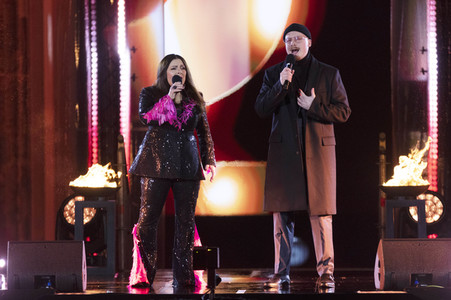 Silvestershow 'Celebrate at the Gate - Willkommen 2022' in Berlin