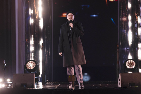 Silvestershow 'Celebrate at the Gate - Willkommen 2022' in Berlin
