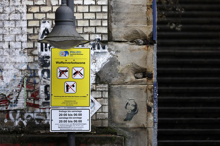 Symbolfoto Waffenverbotszone