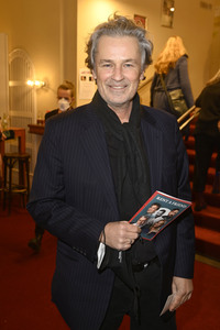 Theaterpremiere 'Rent a Friend' in Berlin