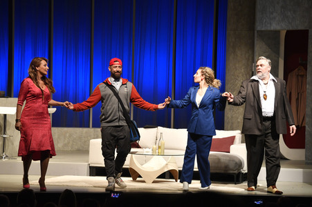 Theaterpremiere 'Rent a Friend' in Berlin