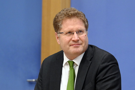 Pressekonferenz Eröffnungsbilanz Klimaschutz in Berlin