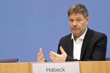 Pressekonferenz Eröffnungsbilanz Klimaschutz in Berlin