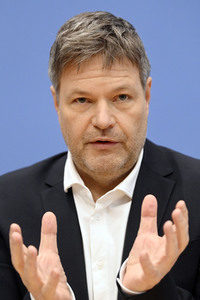 Pressekonferenz Eröffnungsbilanz Klimaschutz in Berlin