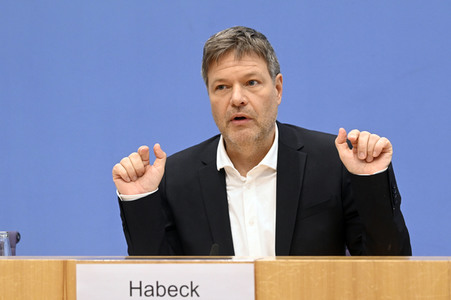 Pressekonferenz Eröffnungsbilanz Klimaschutz in Berlin