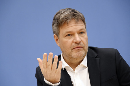 Pressekonferenz Eröffnungsbilanz Klimaschutz in Berlin