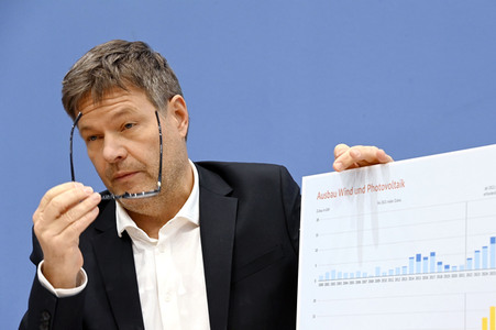 Pressekonferenz Eröffnungsbilanz Klimaschutz in Berlin