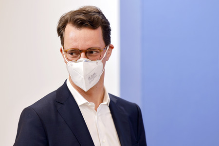Übergabe der Neujahrsbrezel an Hendrik Wüst in Düsseldorf