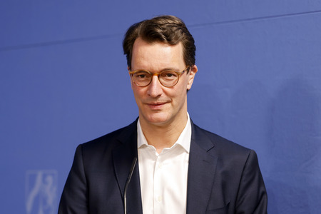 Übergabe der Neujahrsbrezel an Hendrik Wüst in Düsseldorf