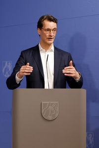 Übergabe der Neujahrsbrezel an Hendrik Wüst in Düsseldorf