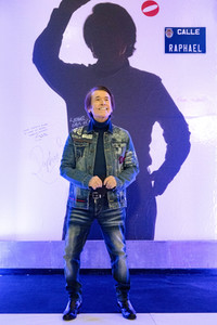 Ausstellungs- und Serienpräsentation 'Raphaelismo' in Madrid