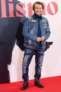 Ausstellungs- und Serienpräsentation 'Raphaelismo' in Madrid