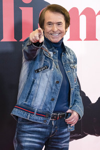 Ausstellungs- und Serienpräsentation 'Raphaelismo' in Madrid