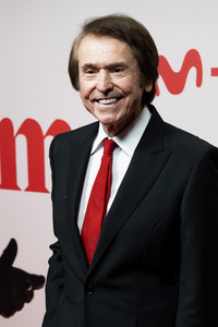 Serienpremiere 'Raphaelismo' in Madrid