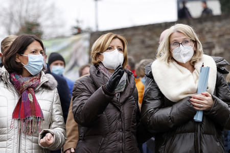 Malu Dreyer besucht Wiederaufbauarbeiten in Schuld