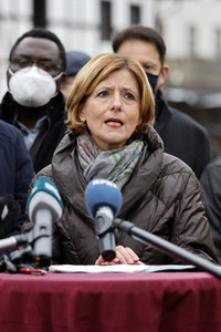 Malu Dreyer besucht Wiederaufbauarbeiten in Schuld