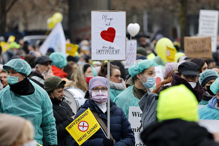 Coronademo in Düsseldorf