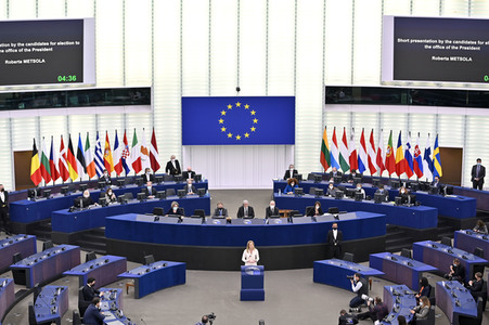 Wahl der neuen EU-Präsidentin im Europäischen Parlament in Straßburg