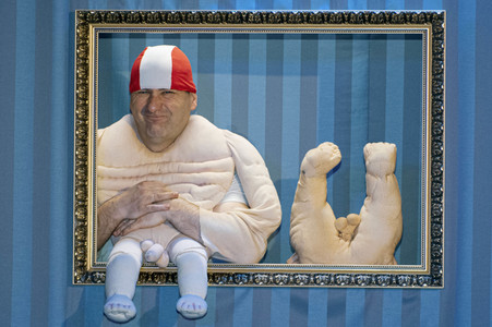 Theatervorstellung 'Das Ei ist hart! Ein Loriot-Abend' in Dresden