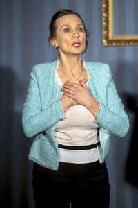 Theatervorstellung 'Das Ei ist hart! Ein Loriot-Abend' in Dresden