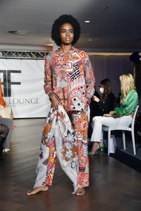 Herzen's Angelegenheit Fashion Show auf der Frankfurt Fashion Week Herbst/Winter 2022