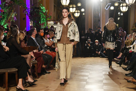 Ollendiek Fashion Show auf der Frankfurt Fashion Week Herbst/Winter 2022