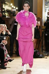 Dawid Tomaszewski Fashion Show auf der Frankfurt Fashion Week Herbst/Winter 2022