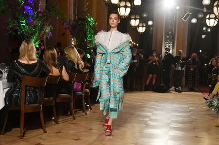 Dawid Tomaszewski Fashion Show auf der Frankfurt Fashion Week Herbst/Winter 2022