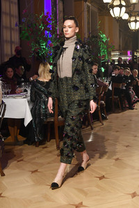 Dawid Tomaszewski Fashion Show auf der Frankfurt Fashion Week Herbst/Winter 2022
