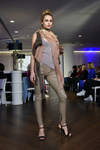 NeChia und MauMar Fashion Show auf der Frankfurt Fashion Week Herbst/Winter 2022