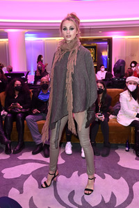 NeChia und MauMar Fashion Show auf der Frankfurt Fashion Week Herbst/Winter 2022
