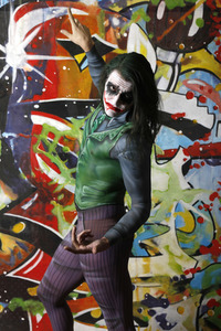 GEEK ART: Joker meets Riddler Bodypainting