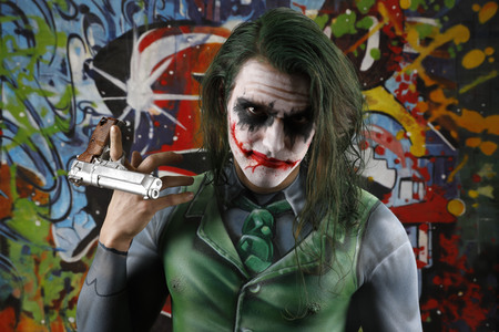 GEEK ART: Joker meets Riddler Bodypainting