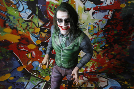 GEEK ART: Joker meets Riddler Bodypainting