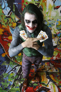 GEEK ART: Joker meets Riddler Bodypainting