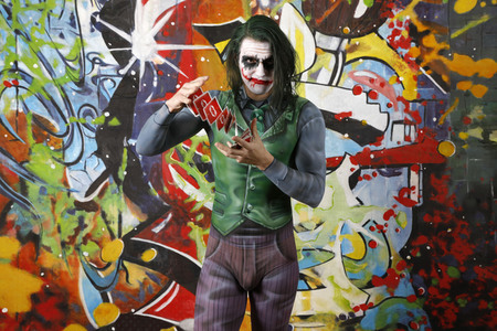 GEEK ART: Joker meets Riddler Bodypainting