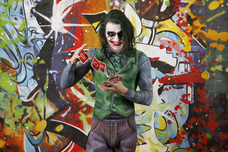 GEEK ART: Joker meets Riddler Bodypainting