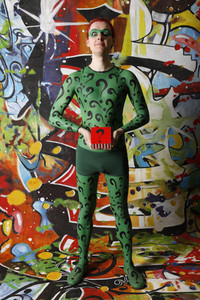 GEEK ART: Joker meets Riddler Bodypainting