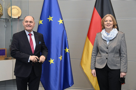 Besuch von Wolfgang Sobotka in Berlin