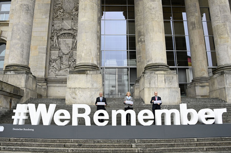 Pressestatements von Wolfgang Sobotka, Mickey Levy und Bärbel Bas in Berlin