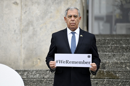 Pressestatements von Wolfgang Sobotka, Mickey Levy und Bärbel Bas in Berlin