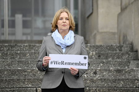 Pressestatements von Wolfgang Sobotka, Mickey Levy und Bärbel Bas in Berlin