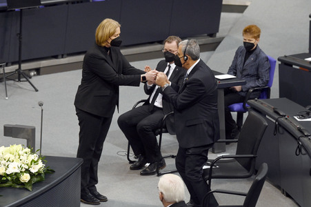 Gedenkstunde zum Tag des Gedenkens an die Opfer des Nationalsozialismus in Berlin