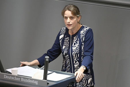 15. Sitzung des Deutschen Bundestages in Berlin