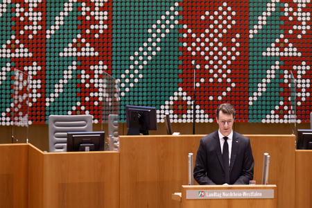 Gedenkstunde zum Tag des Gedenkens an die Opfer des Nationalsozialismus in Düsseldorf