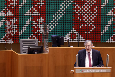 Gedenkstunde zum Tag des Gedenkens an die Opfer des Nationalsozialismus in Düsseldorf