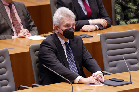 Gedenkstunde zum Tag des Gedenkens an die Opfer des Nationalsozialismus in Düsseldorf